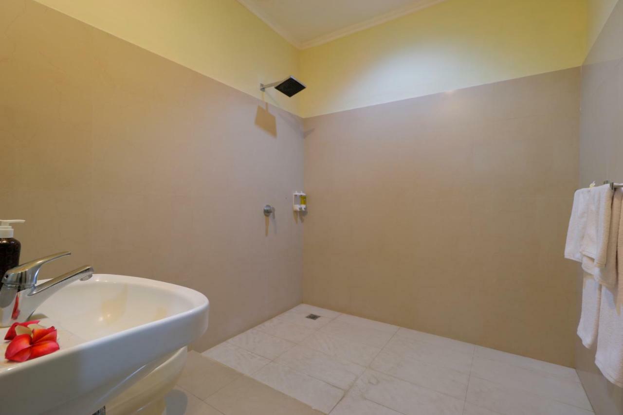 Kori Bali Villa Seminyak Екстериор снимка